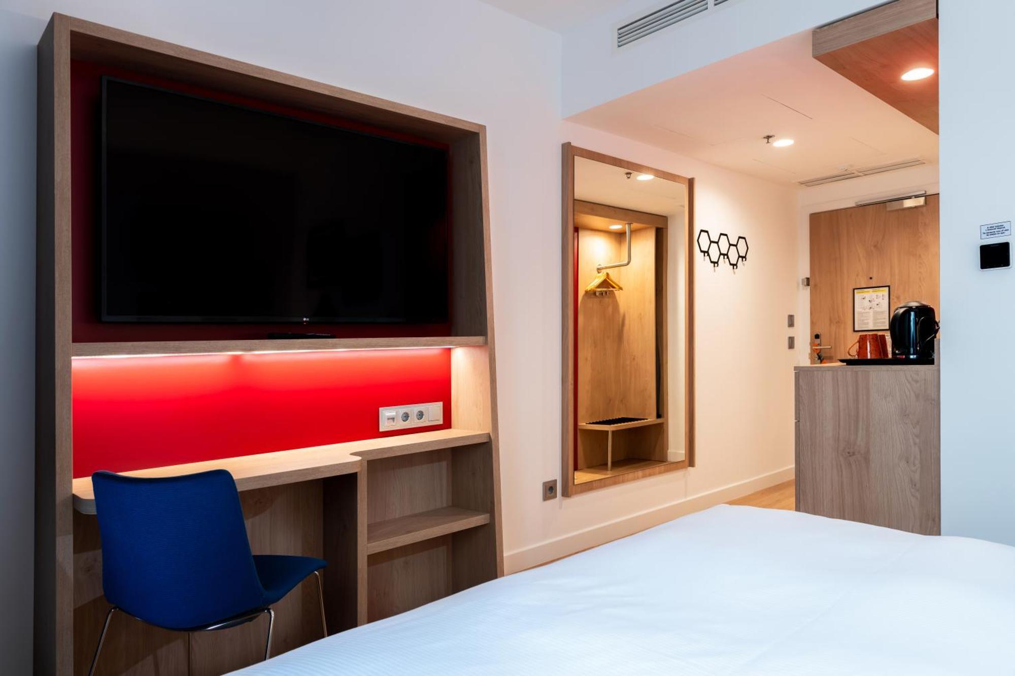 Super King Room