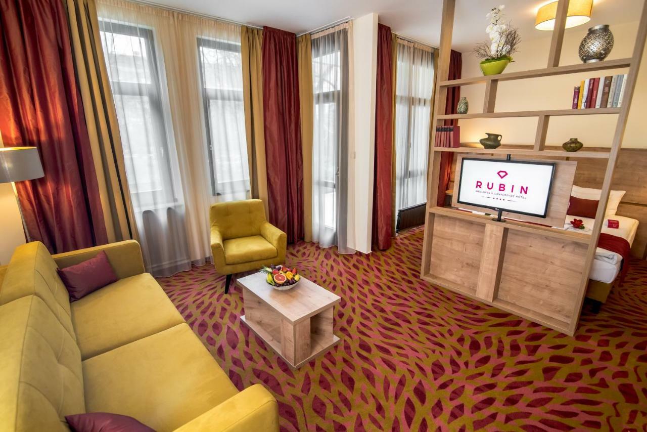 Deluxe Double or Twin Room Garden View