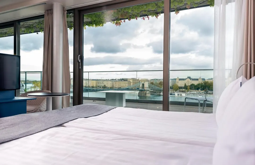 Lanchid 19 Design Hotel-1