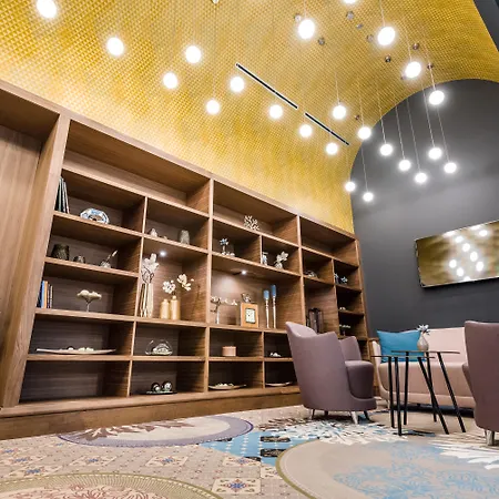 Hotel Moments Budapest By Continental Group-2