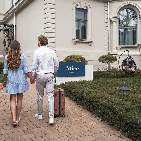Alice Hotel-3
