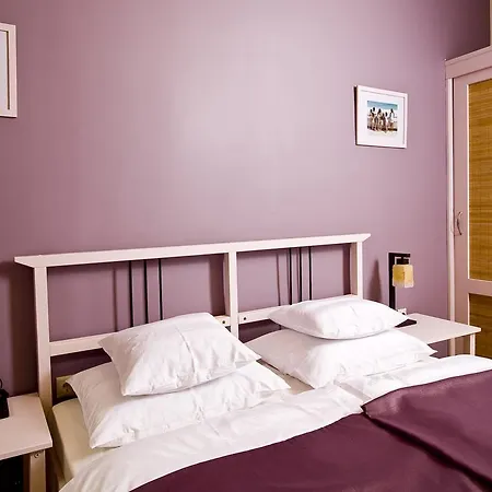 Budapest Rooms Bed And Breakfast-2
